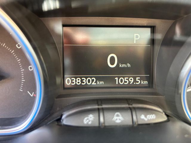  PEUGEOT 2008 ALLURE 1.2 E-THP AUTO SPANISH LHD IN SPAIN 23000 MILES SUPER 2018